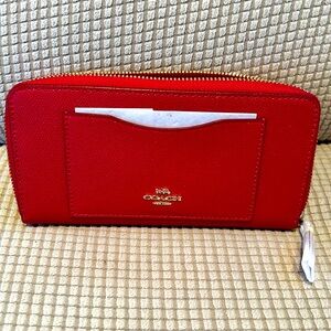 New, never used coach wallet